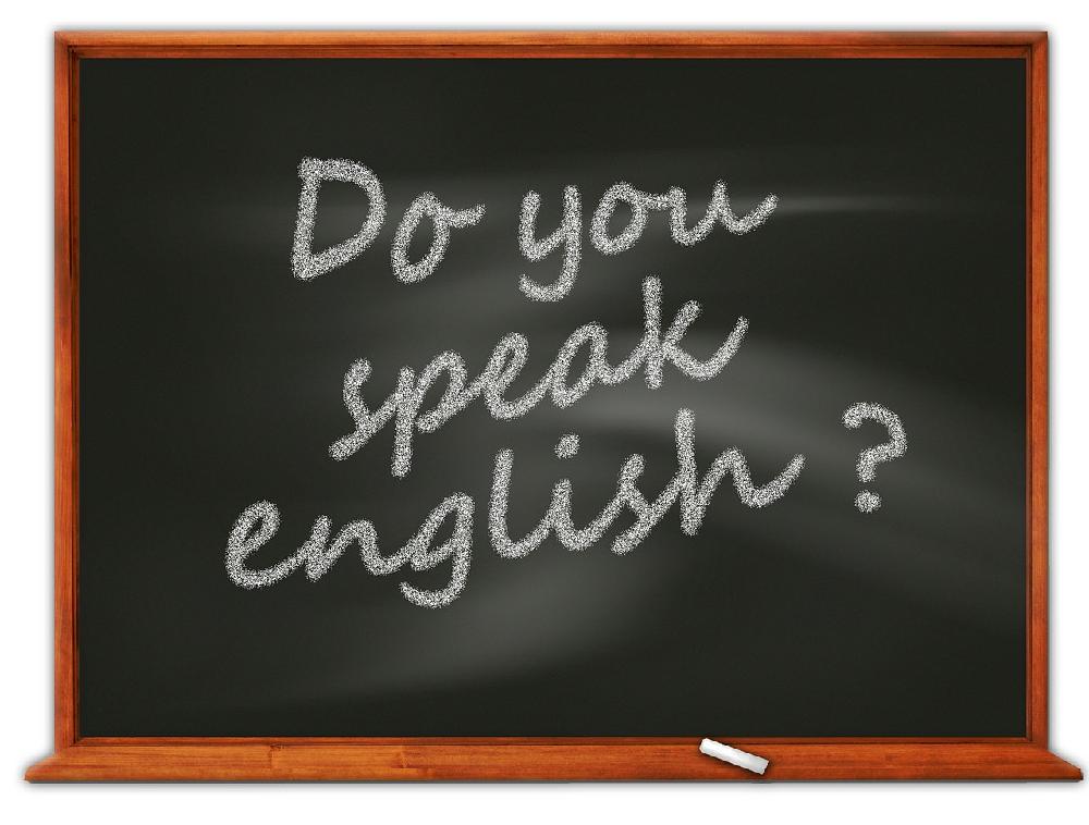 Czy oglądając bajki po angielsku dziecko może nauczyć się języka?